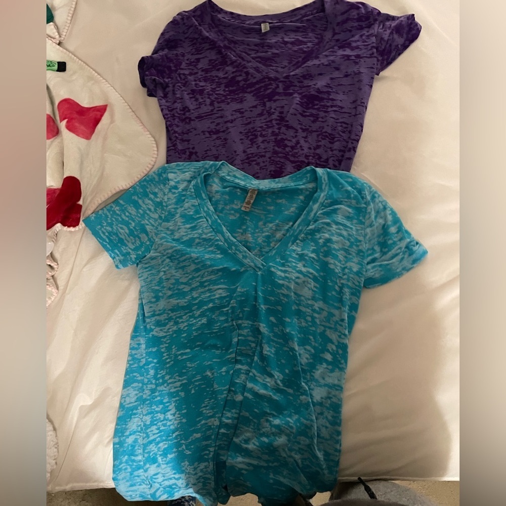 2Pack Women’s Shirts